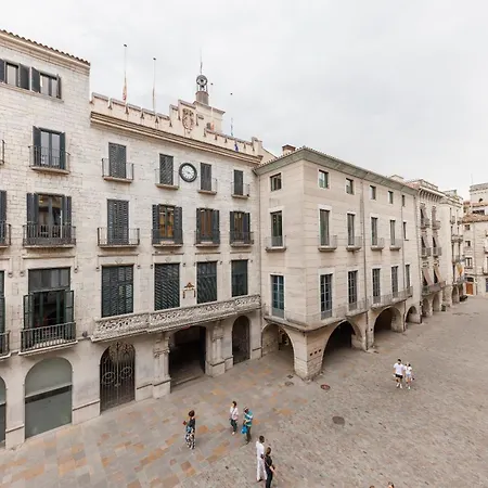 Bravissimo Placa Del Vi, Authentic Historic شقة