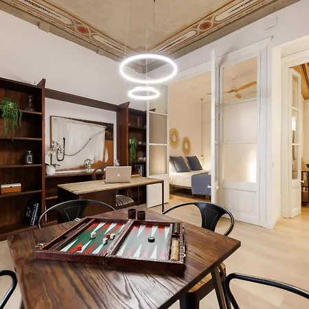 Bravissimo Placa Del Vi, Authentic Historic アパート *