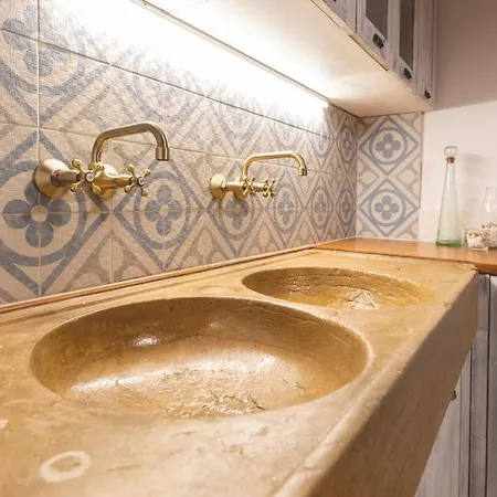 Bravissimo Placa Del Vi, Authentic Historic Apartment Girona