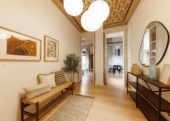 Bravissimo Placa Del Vi, Authentic Historic Apartment