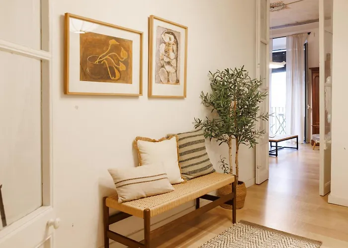 Apartment Bravissimo Placa Del Vi, Authentic Historic