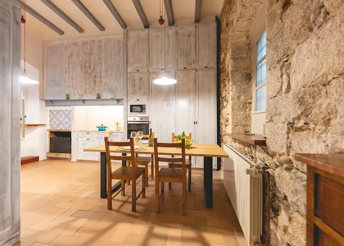 Bravissimo Placa Del Vi, Authentic Historic