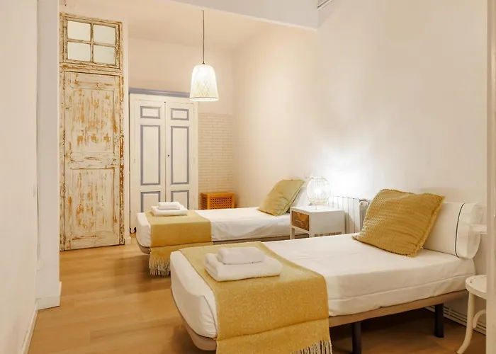 Bravissimo Placa Del Vi, Authentic Historic Διαμέρισμα *