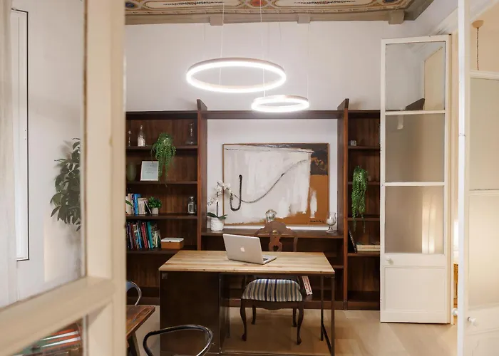 Bravissimo Placa Del Vi, Authentic Historic Χιρόνα